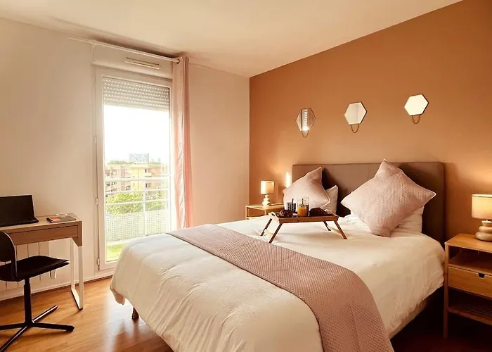 Penthouse De Standing: Vue Paris- 10Min De L\'Aeroport Orly - Parking Gratuit