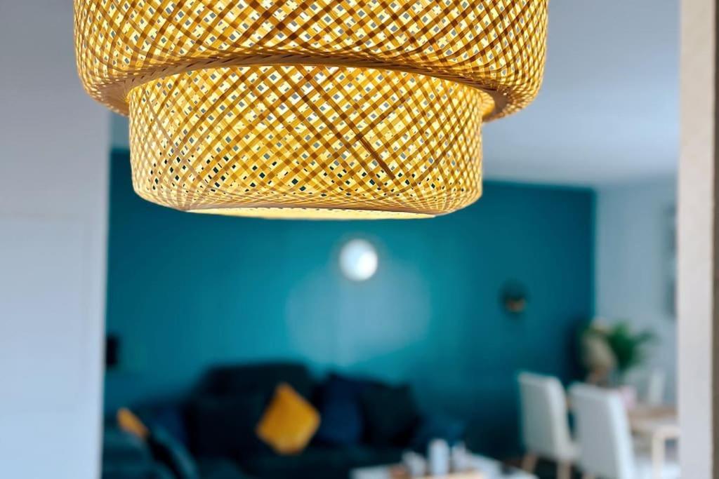 Penthouse De Standing: Vue Paris- 10min De L'aeroport - Parking Gratuit * Orly