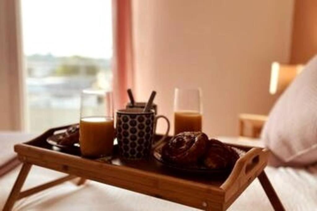 Penthouse De Standing: Vue Paris- 10min De L'aeroport - Parking Gratuit Apartment Orly